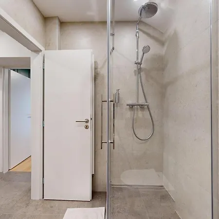 New By Nivy & Bus Station W Ac Apartment Pressburg