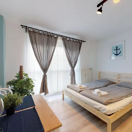 New By Nivy & Bus Station W Ac Апартаменты Братислава