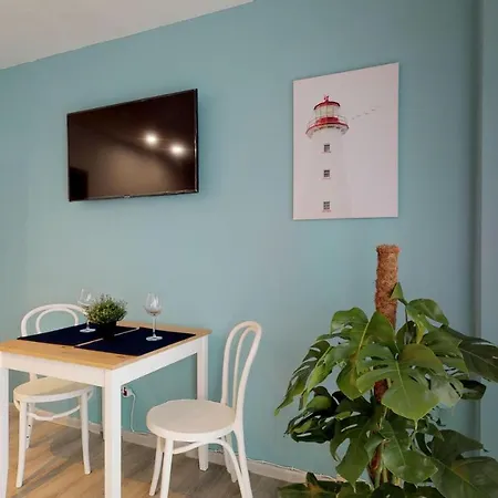 New By Nivy & Bus Station W Ac * Bratislava