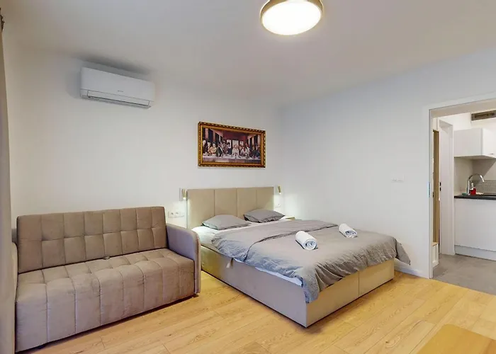 New By Nivy & Bus Station W Ac Appartement Bratislava